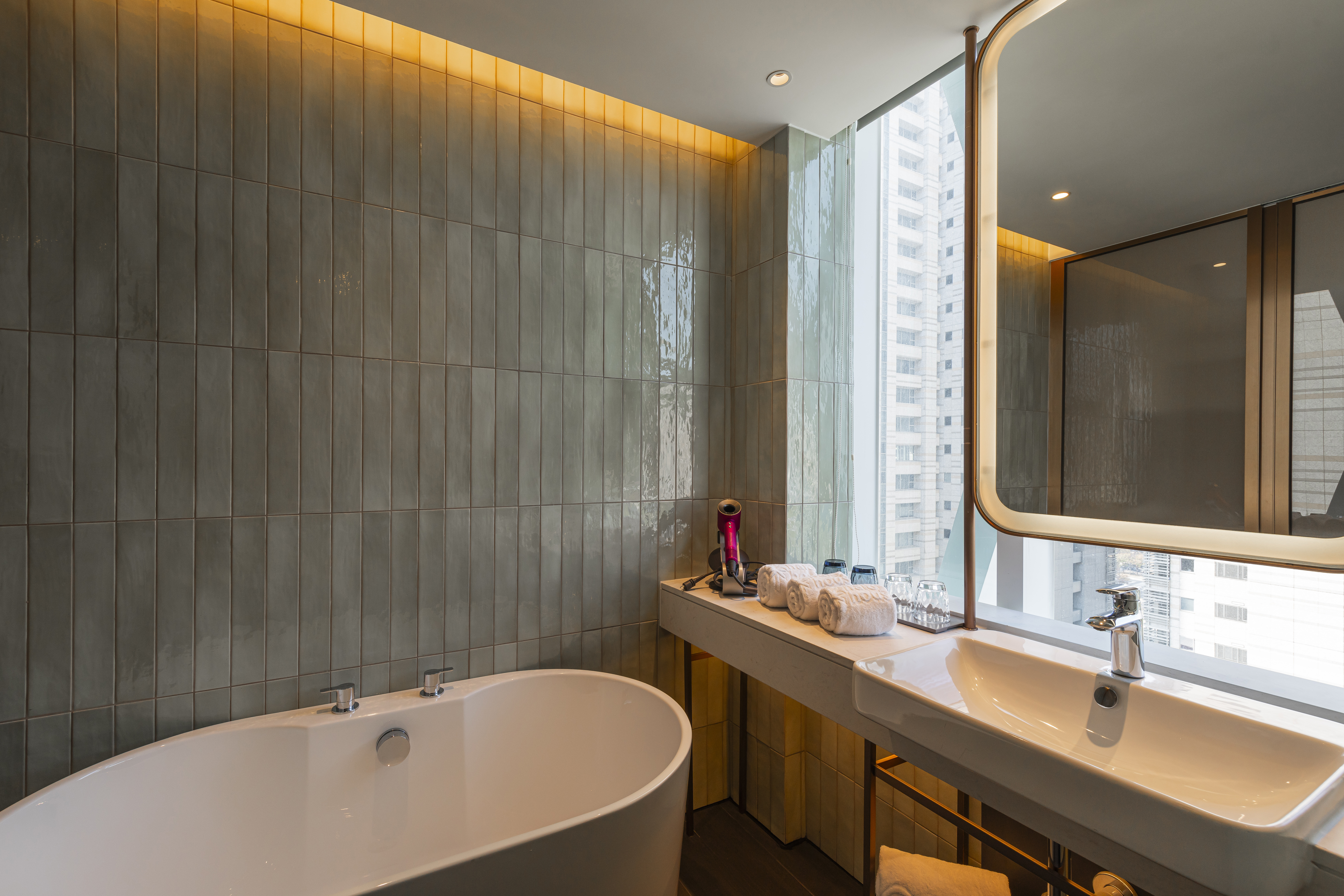 Luxury Floor│ Halo Family Room